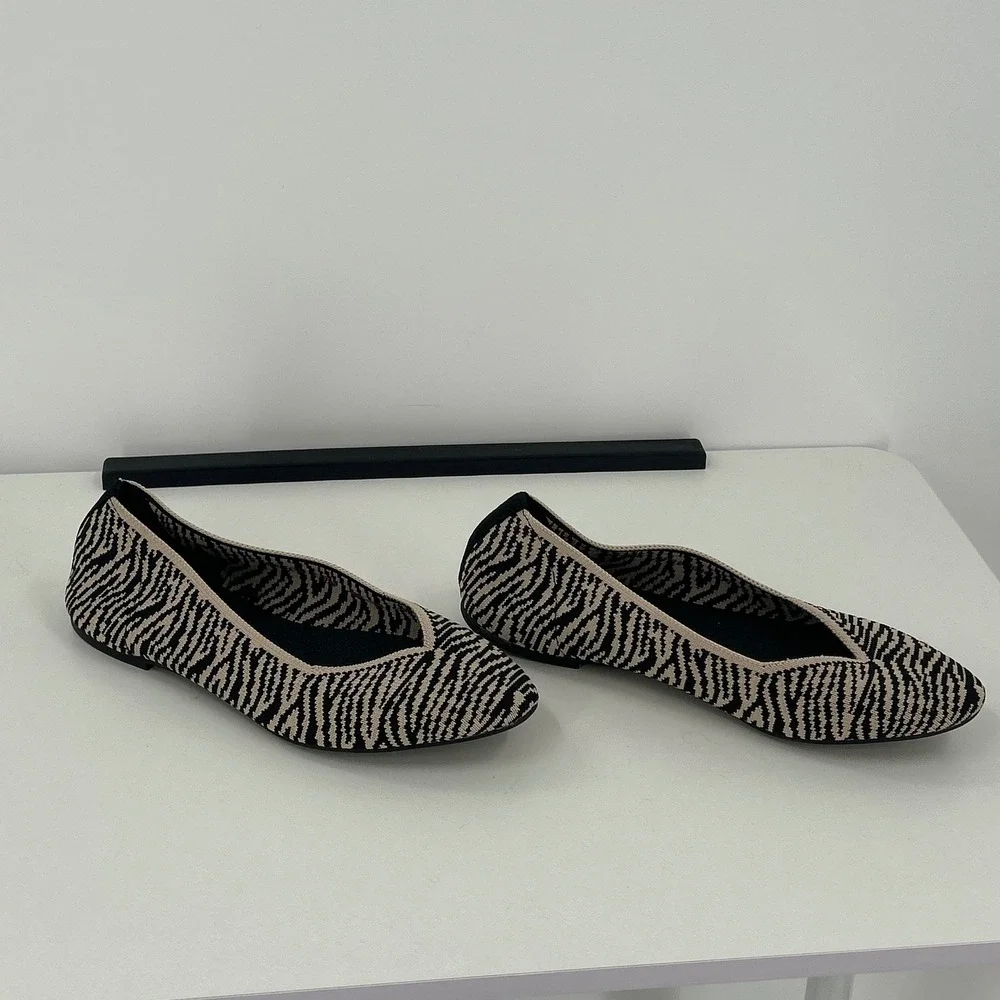 Skechers‎ Cleo 2.0 Love Spell Zebra Print Knit Ballet Flats Tan Black Size 7